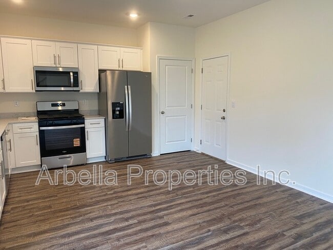 Building Photo - 424 Quiver St