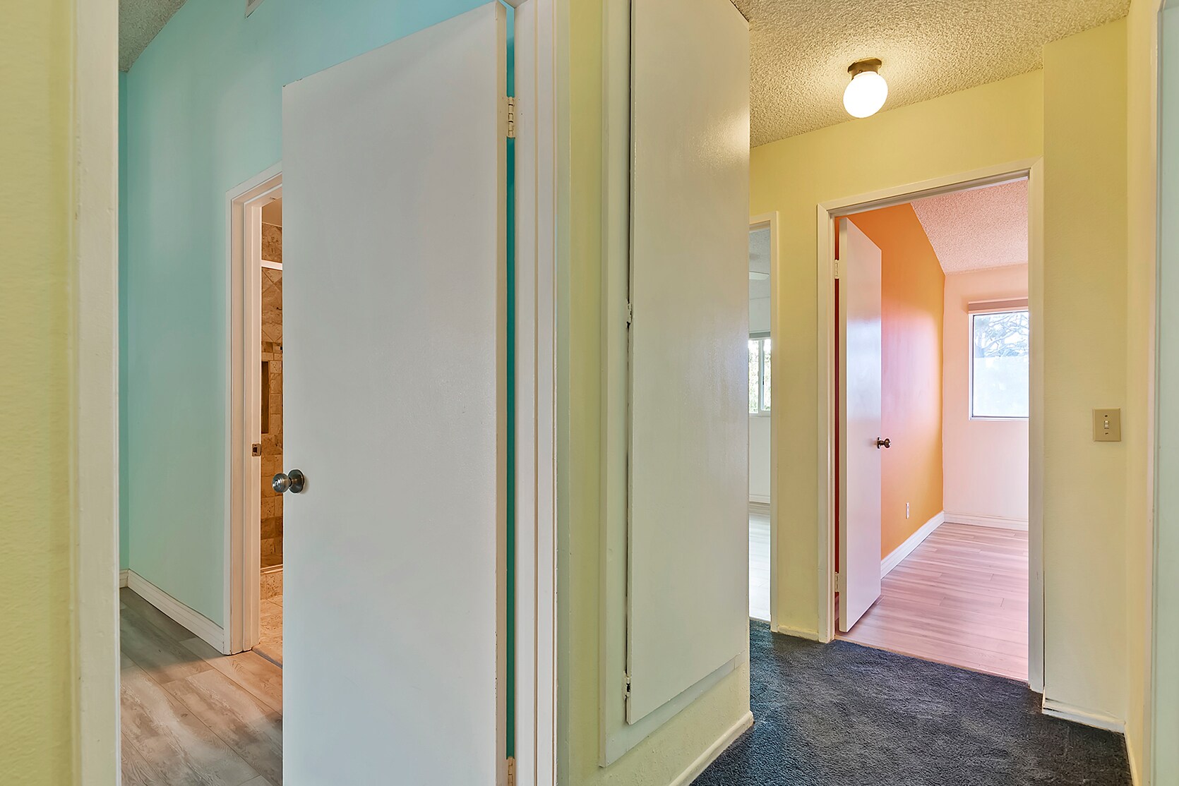 Building Photo - 8707 Cedros Ave