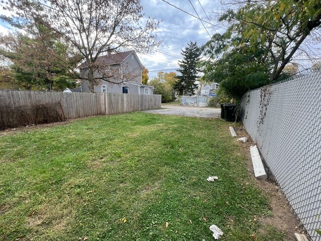 Building Photo - 397 S Ogden Ave