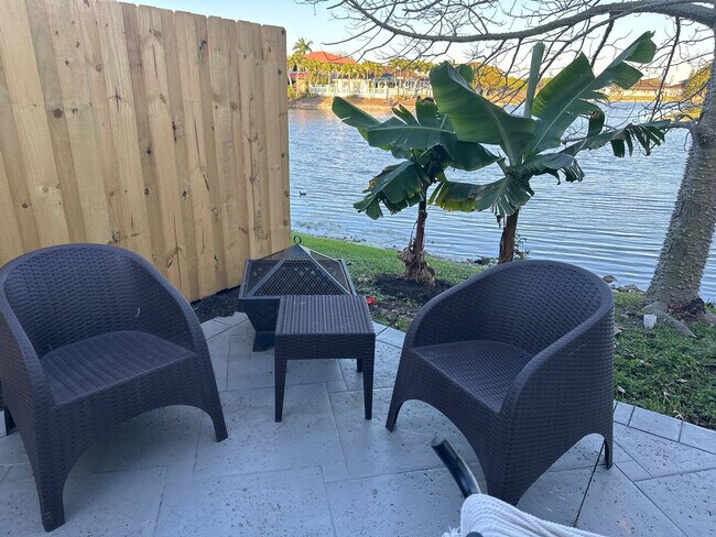 Building Photo - 1205 SW 146th Ct