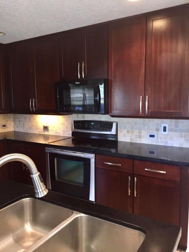 Building Photo - 3399 Caruso Pl
