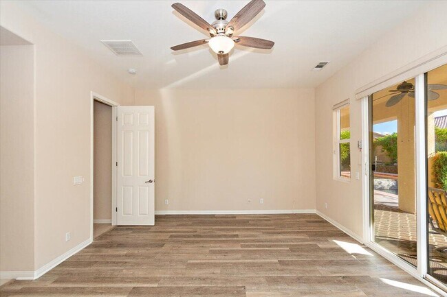 Building Photo - 80215 Queensboro Dr