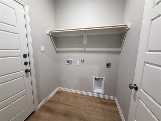 Building Photo - 464 Restoration Rd