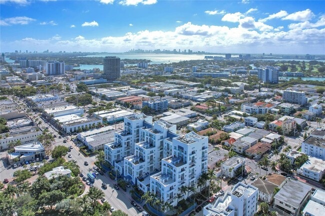 Building Photo - 7600 Collins Ave