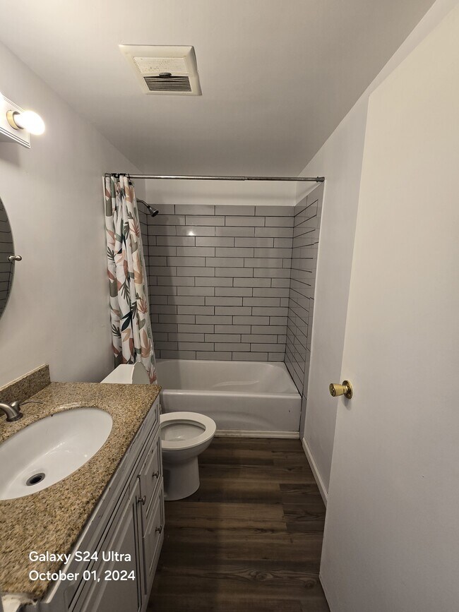 Bathroom - 21 Cree Dr