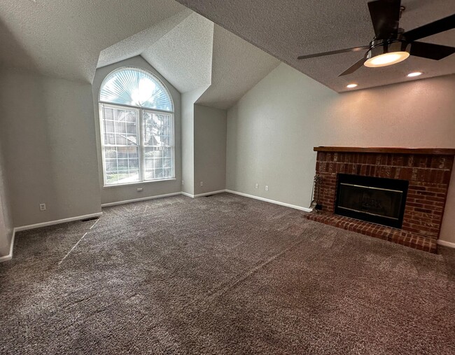 Building Photo - 1767 S Pitkin Cir