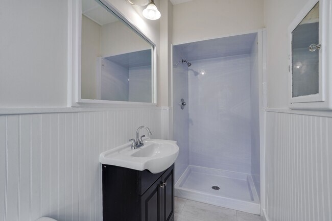 Building Photo - 1 Franklin Pl