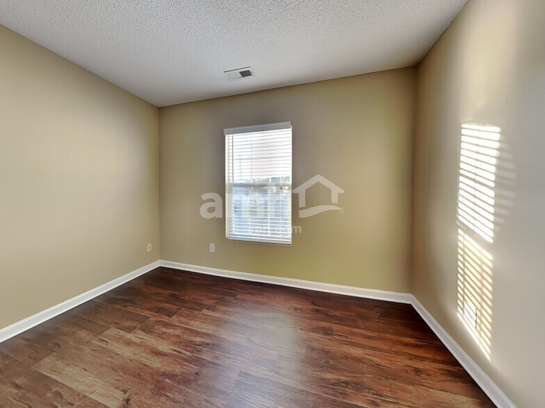 Building Photo - 6554 Guard Hill Dr