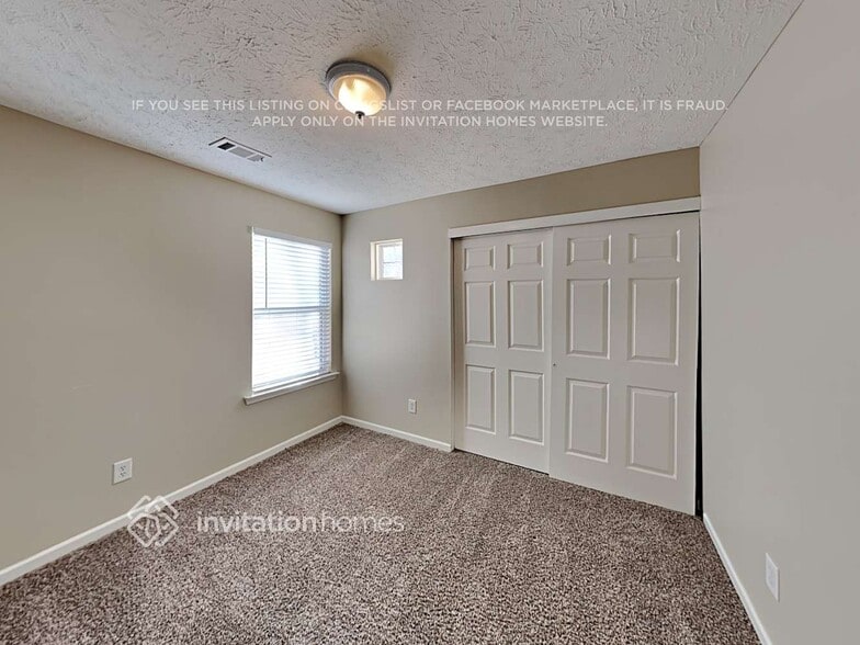 Building Photo - 6160 Smoke Ridge Ln