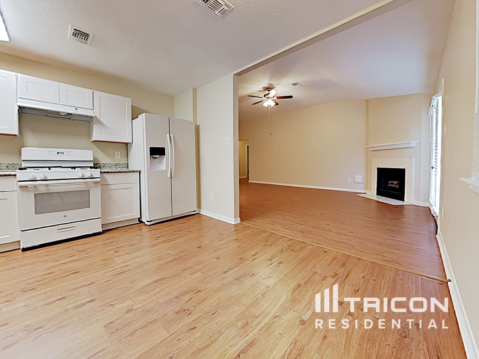 Building Photo - 7911 Bluff Trail Dr