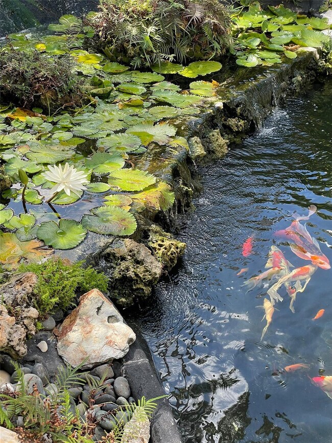 Building Photo - 2900 NE 14th Street Causeway