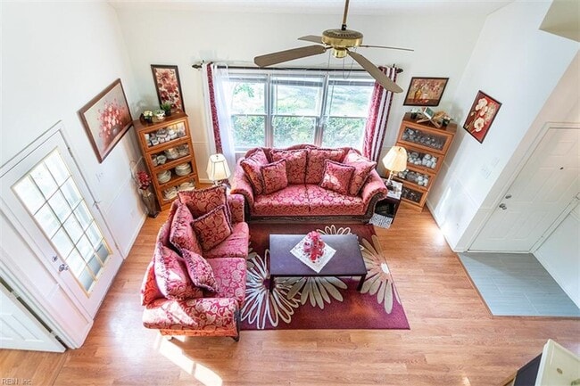 Building Photo - 100 Larkspur Hollow