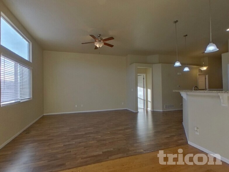 Building Photo - 8378 Hardwood Cir