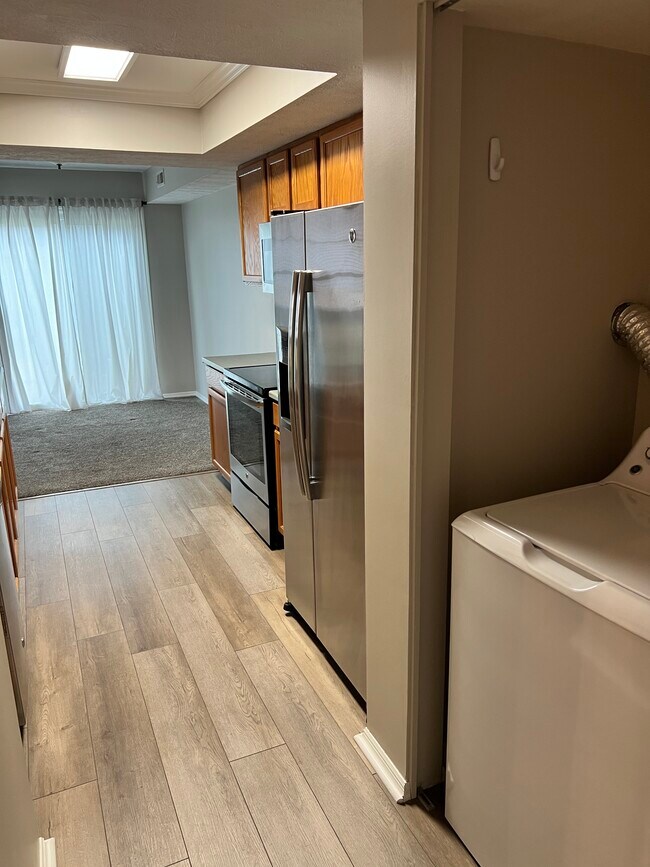 Building Photo - 1397 Sanzon Dr