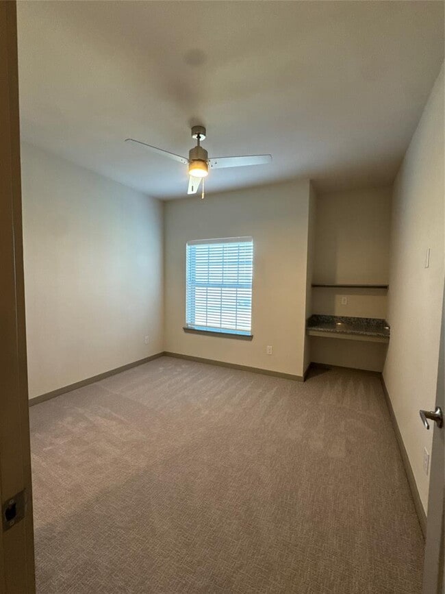 Building Photo - 691 Union Chapel Rd