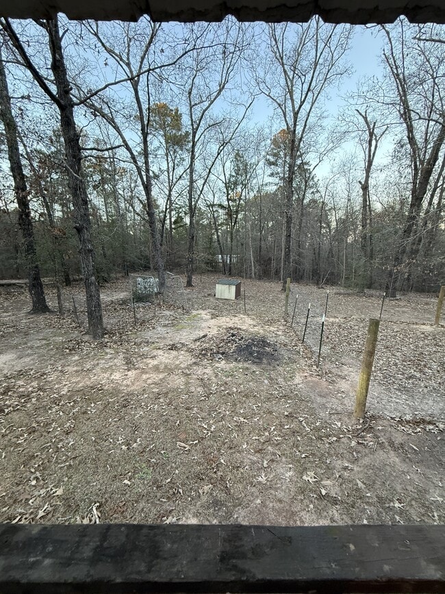 Building Photo - 2667 Hopewell Church Rd