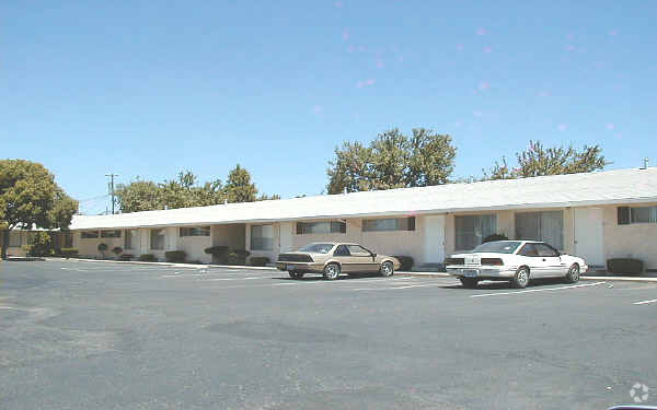 Building Photo - Rafael Apartments