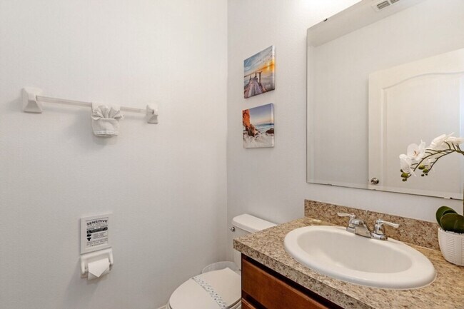 Building Photo - 1157 Cypress Pointe Blvd