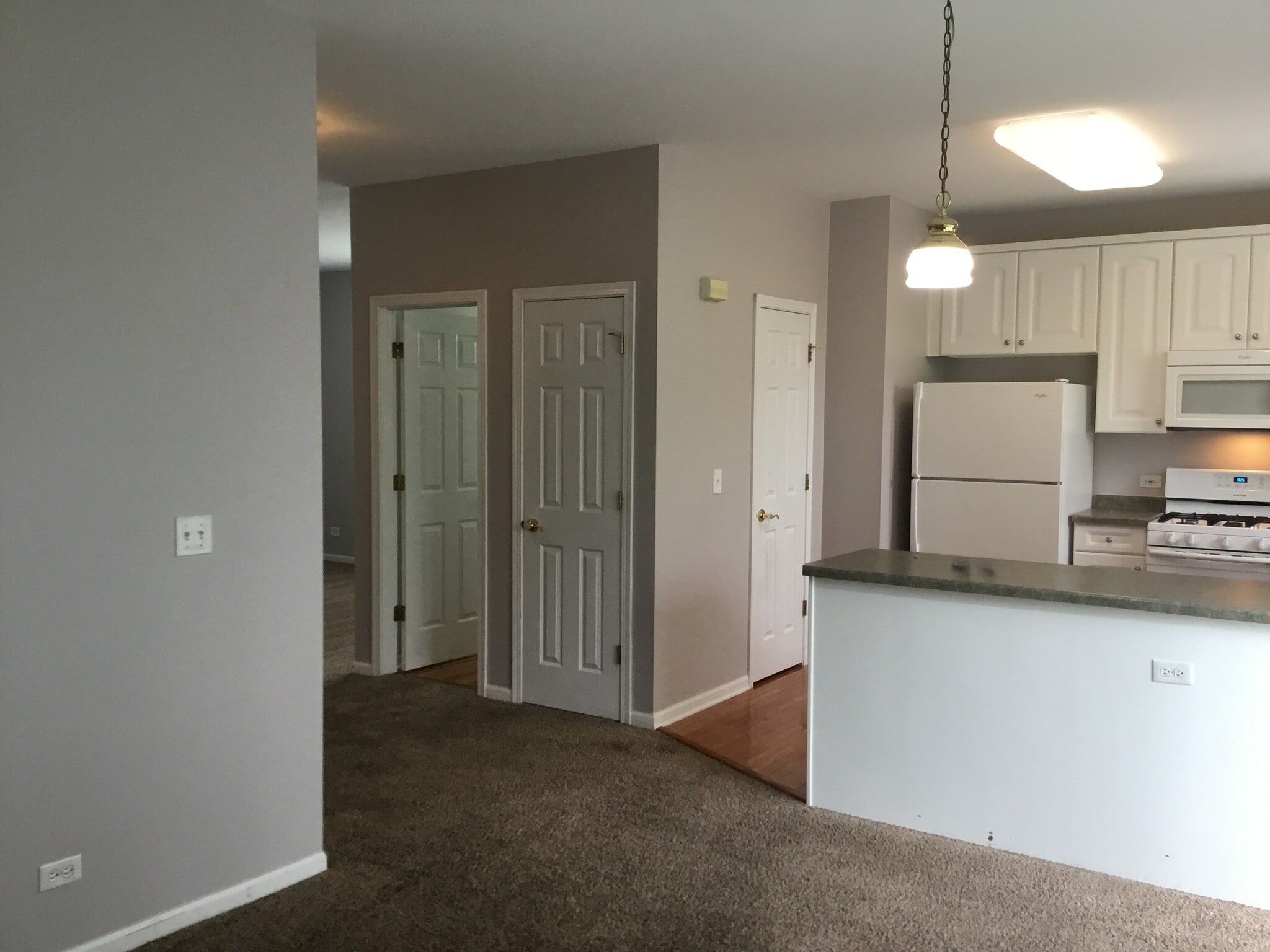 Building Photo - 312 Evergreen Cir