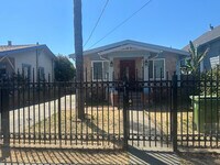 Building Photo - 1218 86th Ave