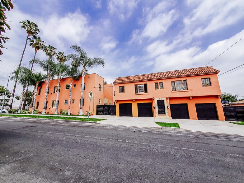 Building Photo - 516 Micheltorena St