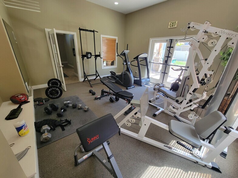 Building Photo - 4937 Atala Way