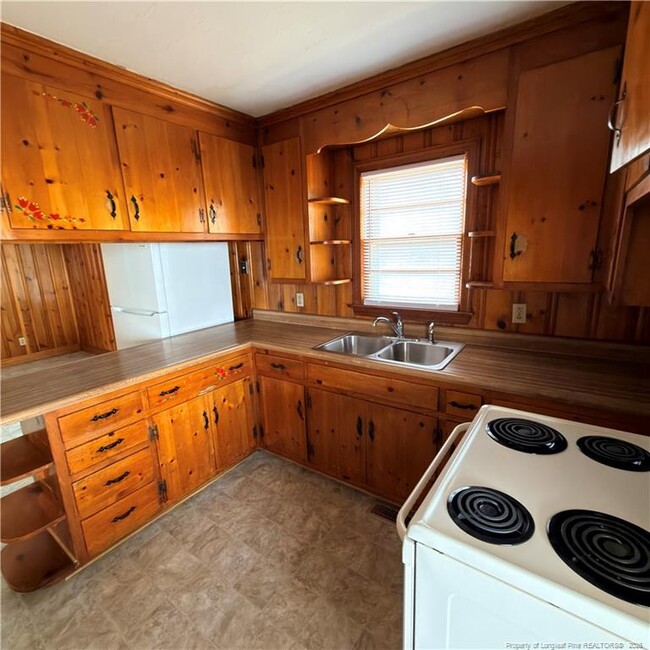 Building Photo - 5340 S Sumac Cir