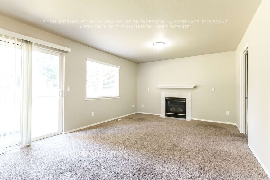 Building Photo - 12105 119th St E