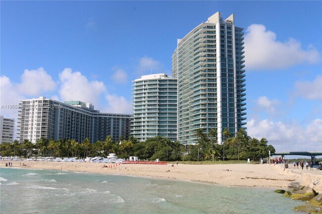 Building Photo - 52 Camden Dr