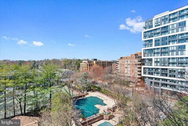 Building Photo - 7500 Woodmont Ave