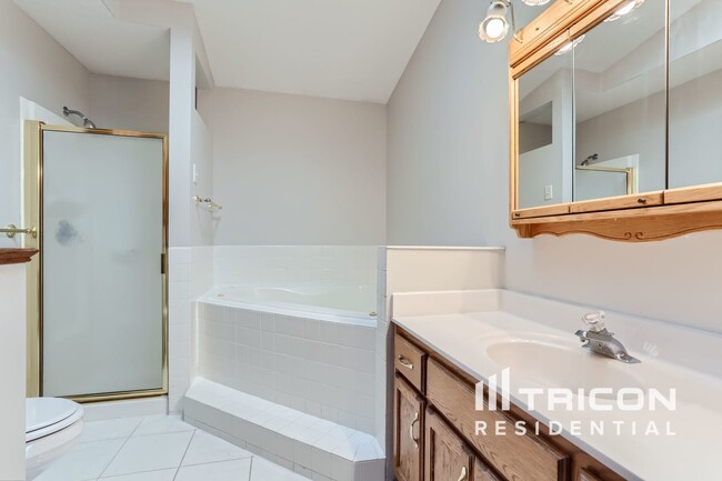 Building Photo - 14430 Exley Ln
