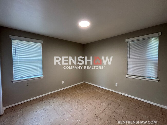 Building Photo - 1840 Marjorie St