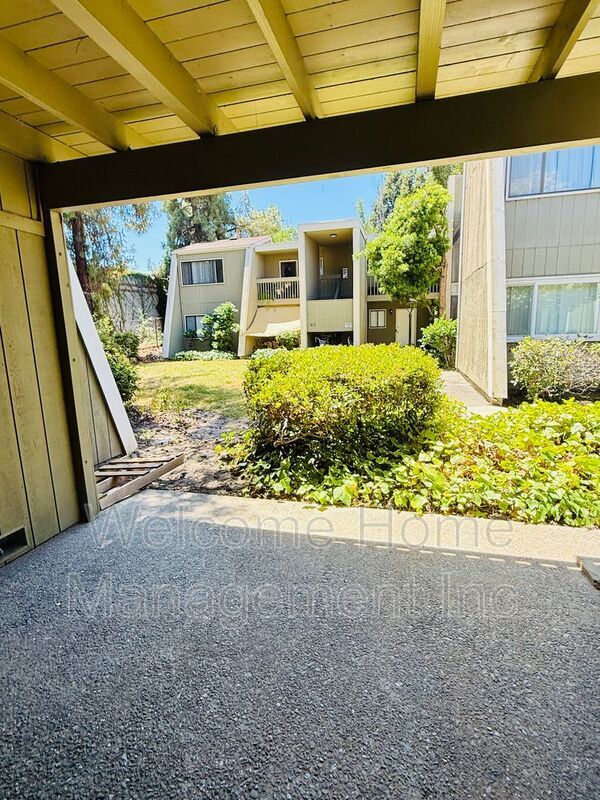 Building Photo - 1571 Alvarado Ave