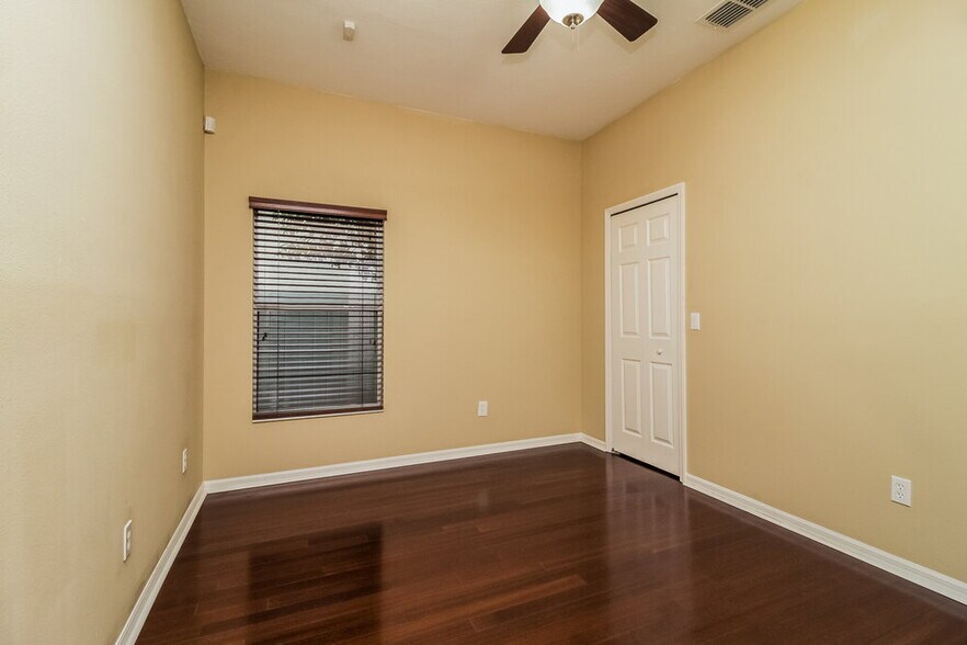 Building Photo - 8770 Atwater Loop