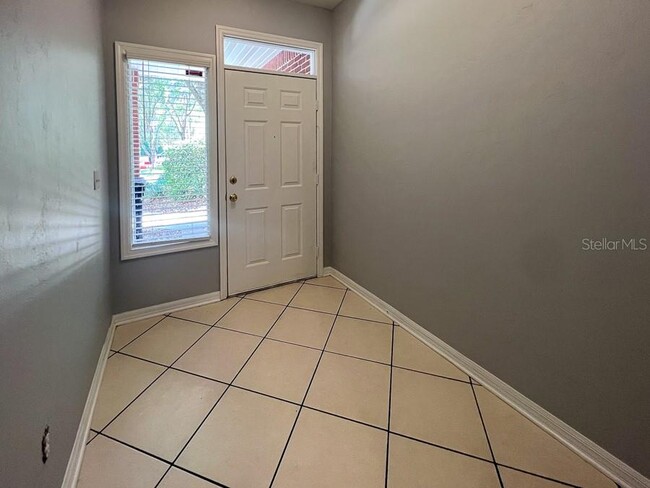 Building Photo - 5048 NW 1st Pl