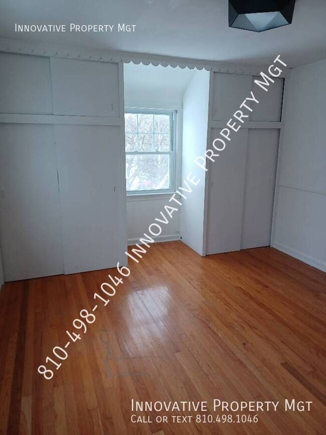 Building Photo - 611 Roome Ct