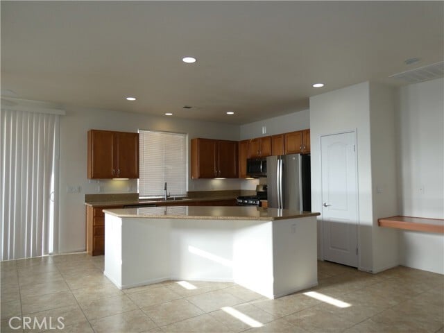 Building Photo - 65439 Via Del Sol