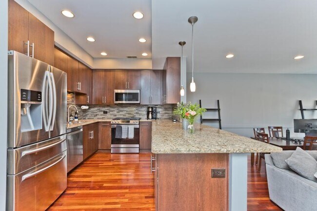 Building Photo - 2 bedroom in Chicago IL 60622