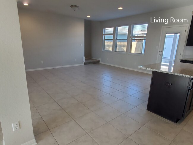 Building Photo - 2412 Pecan Island Dr