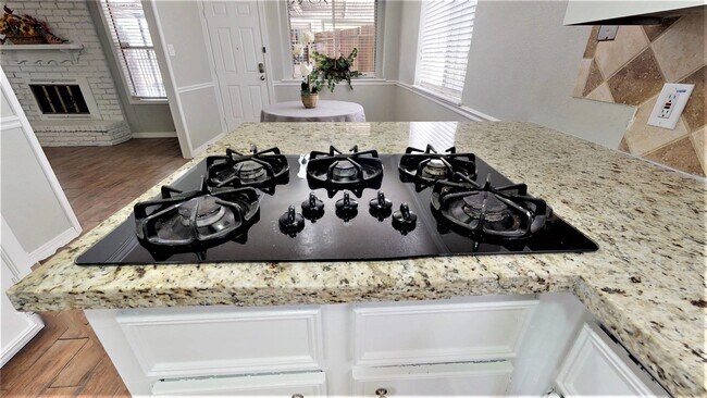 Building Photo - 24314 Spring Mill Ln