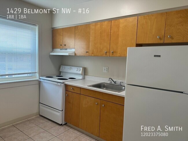 Building Photo - 1429 Belmont St NW