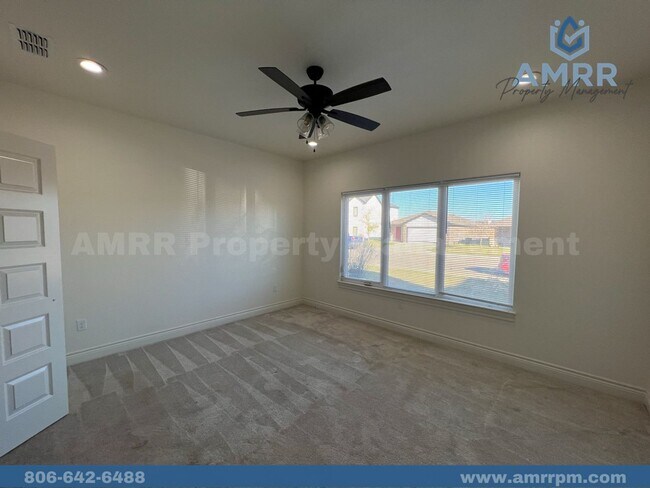 Building Photo - Easy Living with AMRR: Beautiful 4-Bedroom Home Near HEB