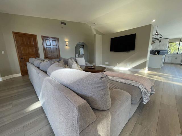 Building Photo - 15290 Moonglow Dr