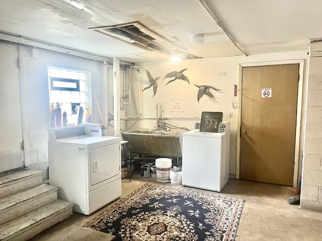 Building Photo - 8549 Niles Center Rd