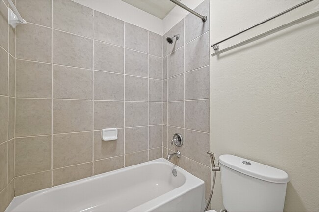 Building Photo - 17506 Waeback Dr