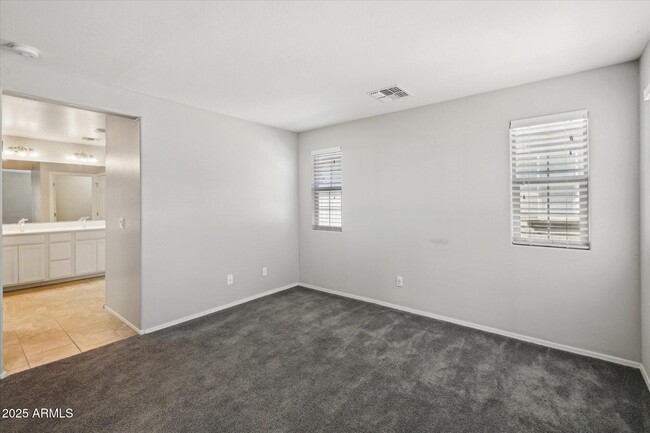 Building Photo - 269 N Scott Dr