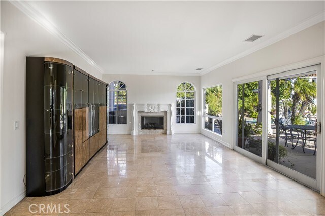 Building Photo - 1030 Calle Rey