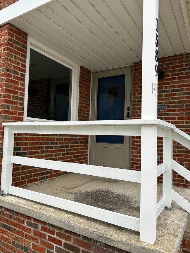 Building Photo - Brick Ranch for Rent in Mayfield HTS walking distance to Golden Gate Plaza