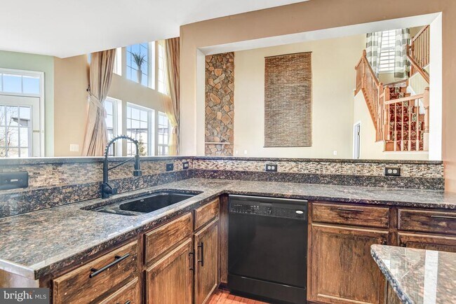 Building Photo - 14570 Collingham Pl