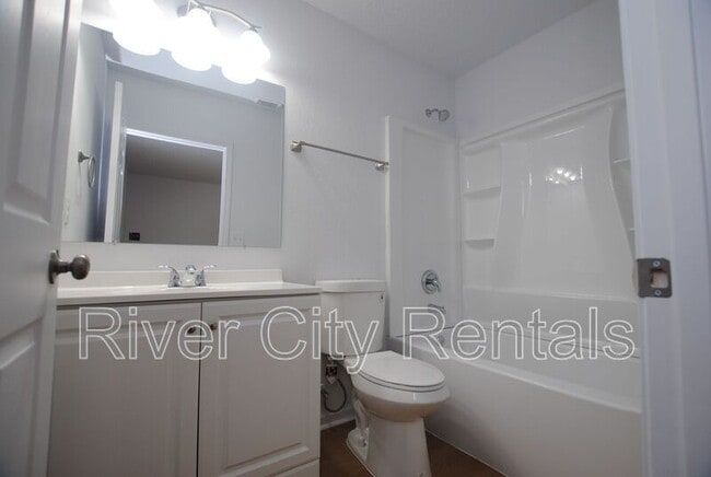 Building Photo - 5749 Silver Sands Cir
